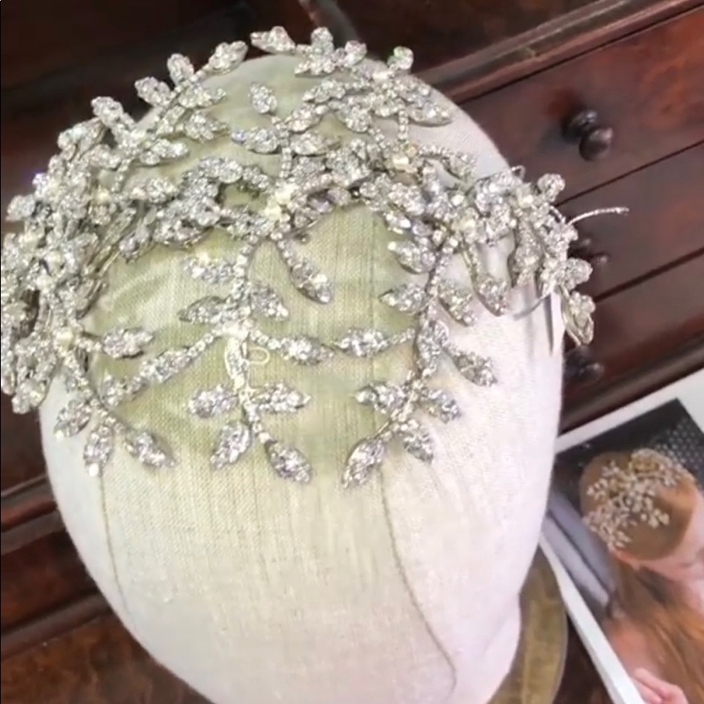 Maria Elena headpiece